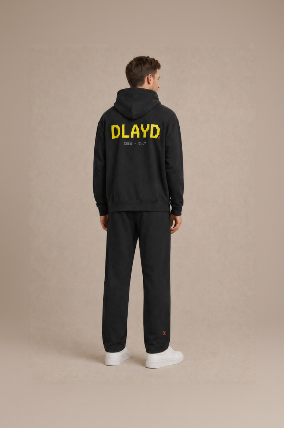 DLAYD LOUNGE (001/501)